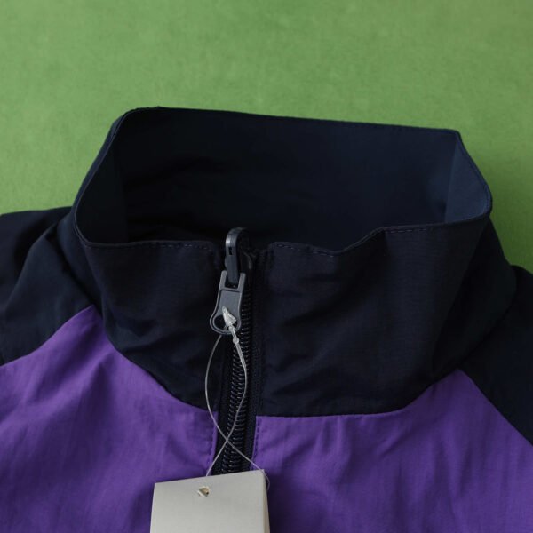 2425 Real Madrid CF Wear on both sides windbreaker - Imagem 3