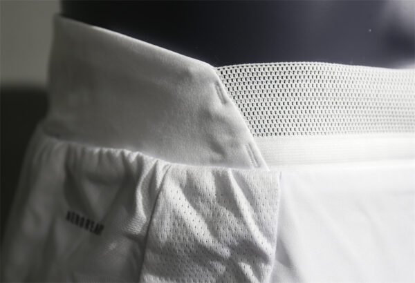 ⁦2425 season Real Madrid CF home Player version shorts⁩ - الصورة ⁦2⁩