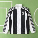 ⁦2425 Juventus F.C. Wear on both sides windbreaker⁩ - الصورة ⁦2⁩