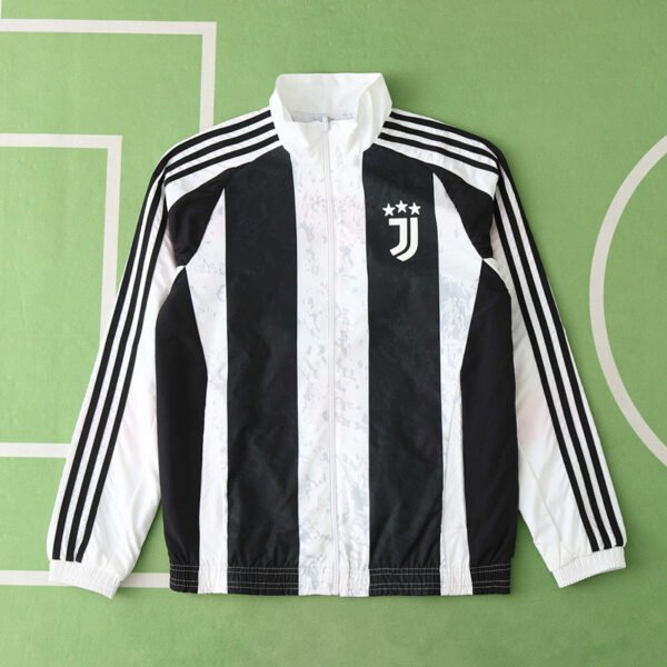 ⁦2425 Juventus F.C. Wear on both sides windbreaker⁩ - الصورة ⁦2⁩