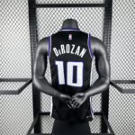 NBA Sacramento Kings 10#DEROZAN - immagine 2