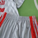 8991 Liverpool F.C. away retro Kids kit – Image 6