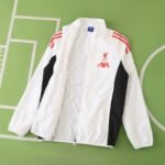 2526 season Liverpool F.C. windbreaker - Imagem 3