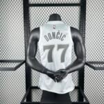 NBA Dallas Mavericks 77#DONCIC - Imagem 2