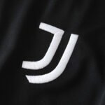 2425 season Juventus F.C. home shorts - Billede 10