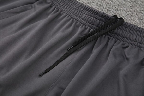 2425 Liverpool F.C. grey Training suit set Player version - Imagem 6