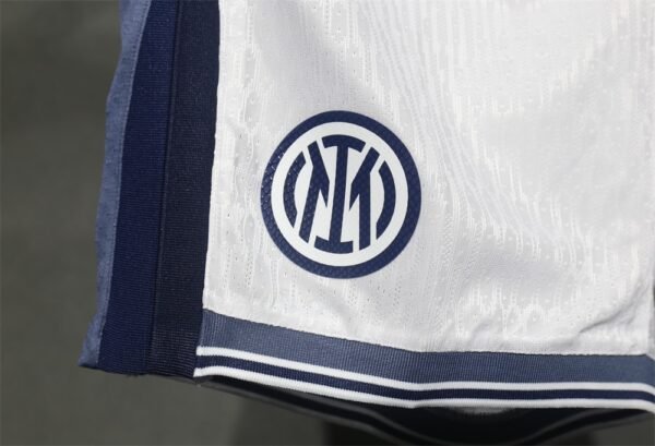 ⁦2425 season F.C. Internazionale Milano away Player version short⁩ - الصورة ⁦3⁩