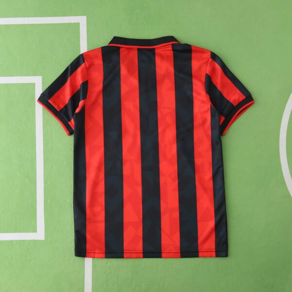 9394 A.C. Milan home retro Kids kit – Image 12