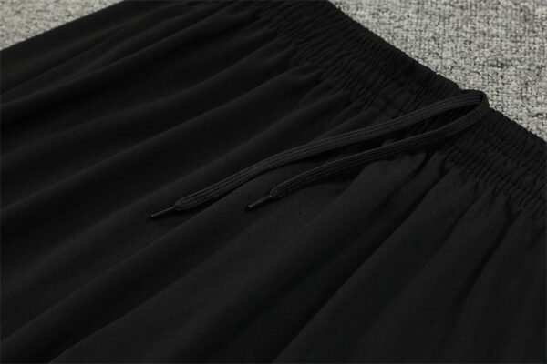 2425 Liverpool F.C. yellow Training suit set Player version - Imagem 3