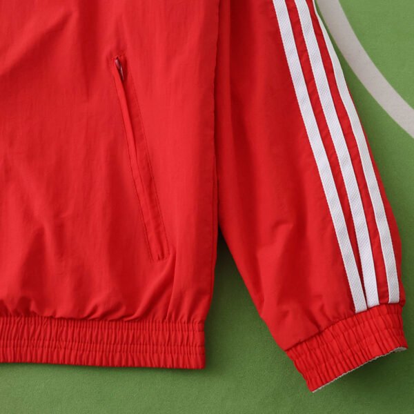 2025 Liverpool Wear on both sides windbreaker - Billede 10