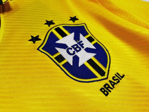 9394 season Brazil home Retro Fan version - Imagem 5