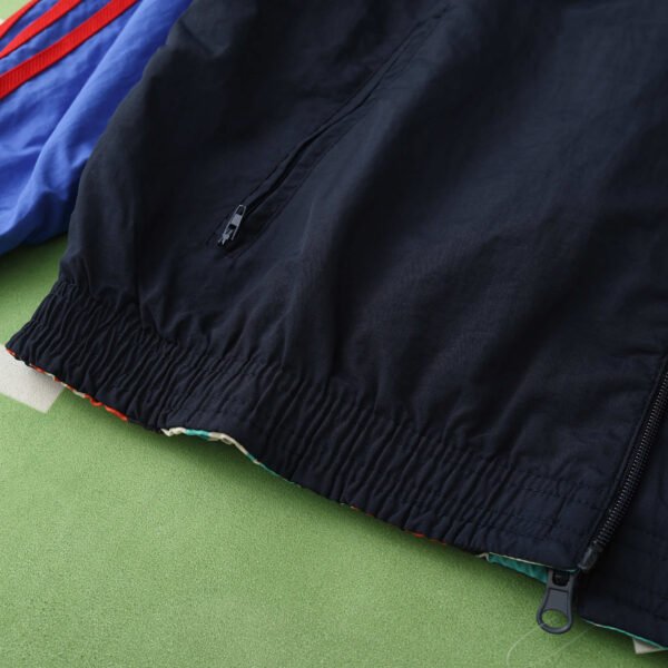 2425 Arsenal F.C. Wear on both sides windbreaker - Imagem 8
