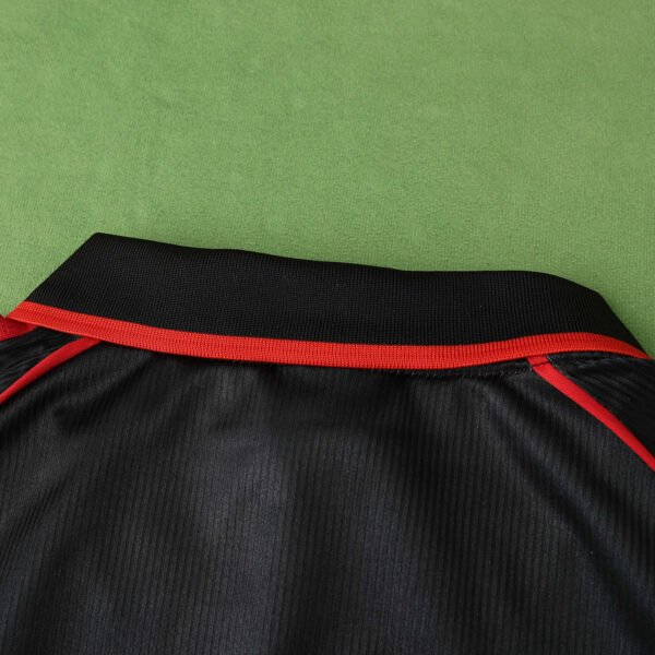 9899 season A.C. Milan third retro Fan version - Afbeelding 16