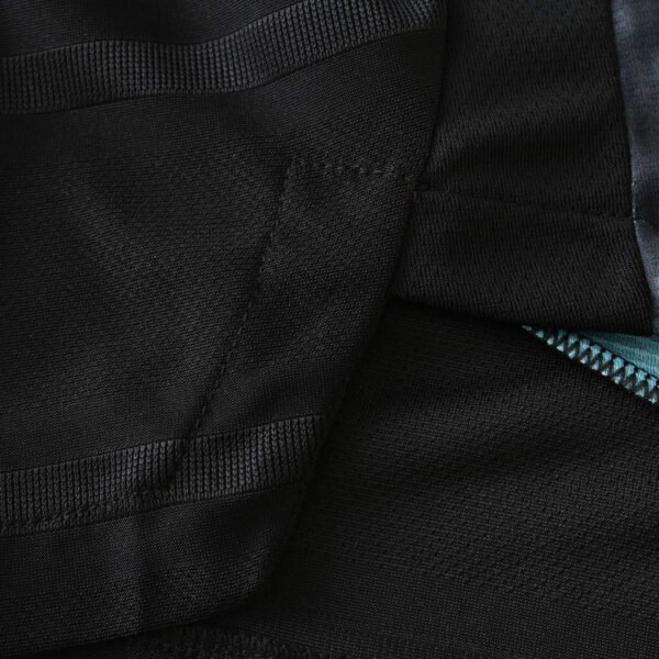 ⁦2425 season Fußball-Club Bayern München away Player version⁩ - الصورة ⁦9⁩