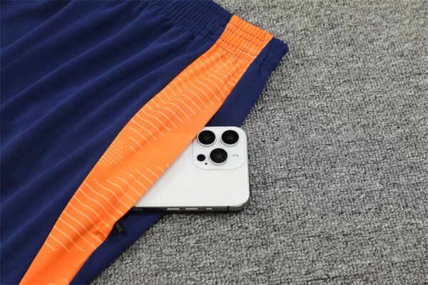 ⁦2425 Juventus F.C. blue Training suit set⁩ - الصورة ⁦4⁩