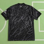 ⁦2425 season Liverpool Black goalkeeper Fan version⁩ - الصورة ⁦7⁩