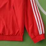 2025 Real Madrid CF Wear on both sides windbreaker - Imagem 3