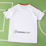 2526 season Sevilla FC home Fan version - Imagem 18