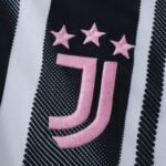 2526 season Juventus F.C. home Kids kit - Imagem 4