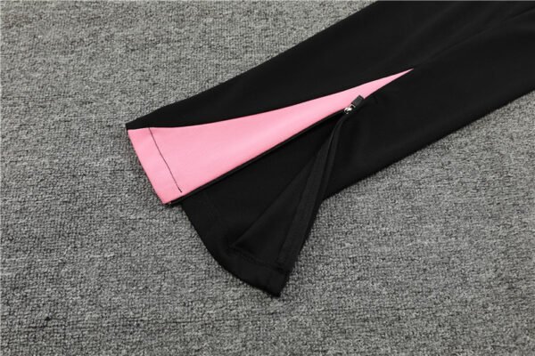 ⁦2425 Paris Saint-Germain F.C. Light gray Training suit set Player version⁩ - الصورة ⁦2⁩