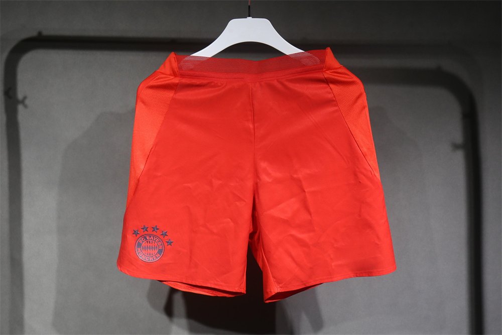 ec4242b899 2425 season Fußball-Club Bayern München home Player version short - Image 1