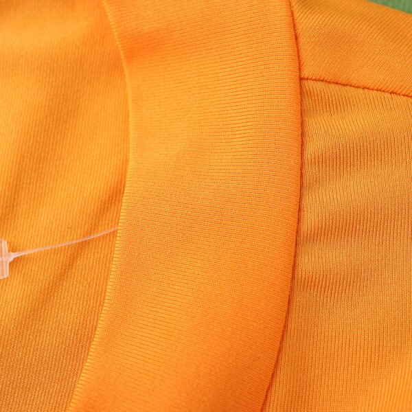 0506 season A.S. Roma home retro Fan version - Imagem 10