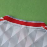 8991 Liverpool F.C. away retro Kids kit – Image 8
