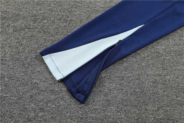 2425 France golden Training suit set Player version - Imagen 2