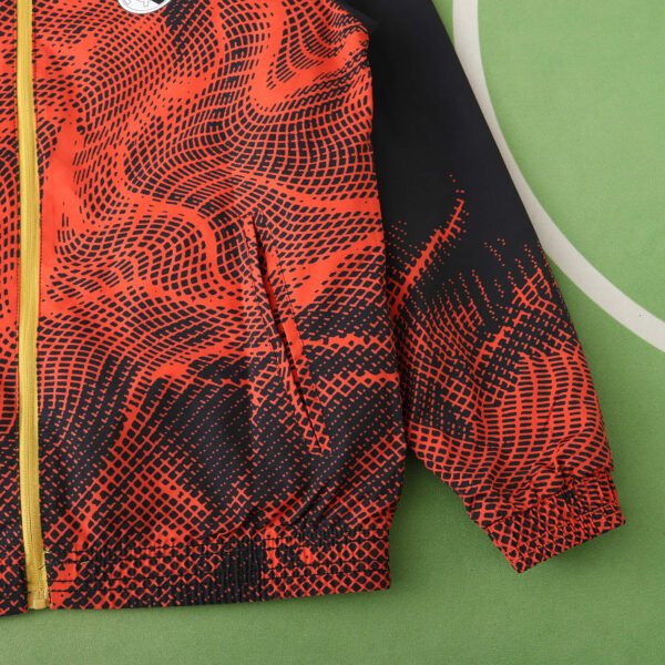 2425 Real Madrid CF Wear on both sides windbreaker - Imagem 15