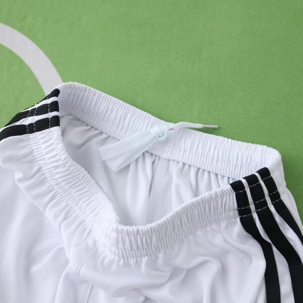 ⁦2014 season Germany home Kids kit⁩ - الصورة ⁦15⁩