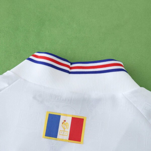 1996 season France away retro Fan version - immagine 10