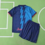 9596 season Arsenal F.C. away Kids kit - Image 17