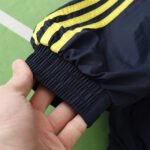 2425 Juventus F.C. navy blue windbreaker - Imagem 8