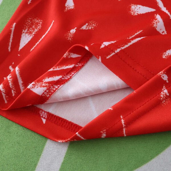 8991 Liverpool F.C. home retro Kids kit – Image 12