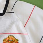 ⁦0305 season Manchester United F.C. away retro Kids kit⁩ - الصورة ⁦9⁩