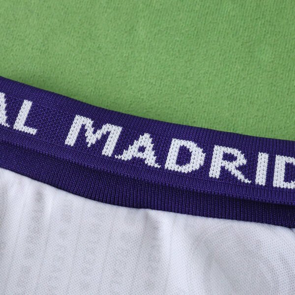 9697 season Real Madrid CF third Kids kit - Imagem 7
