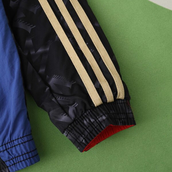 2425 Manchester United F.C. Wear on both sides windbreaker - Imagen 15