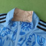 2425 Real Madrid CF Wear on both sides windbreaker - Imagem 3