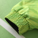 2425 Manchester United F.C. reversible windbreak – Image 6
