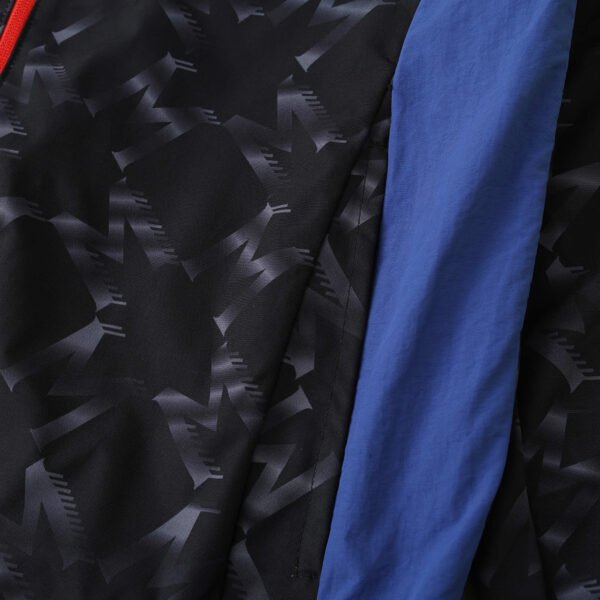 2425 Manchester United F.C. Wear on both sides windbreaker - Imagen 17