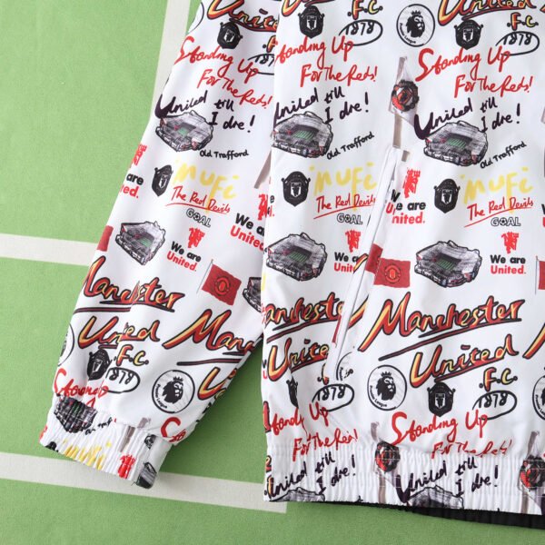 2425 Manchester United F.C. Wear on both sides windbreaker - Imagen 5