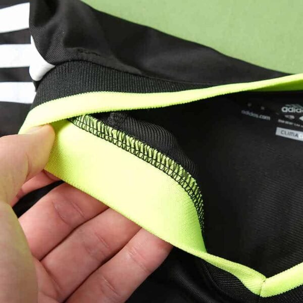 10-11 season Real Madrid away retro Fan version - Imagem 6