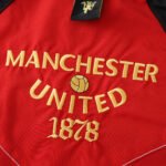 2526 season Manchester United F.C. windbreaker – Image 17