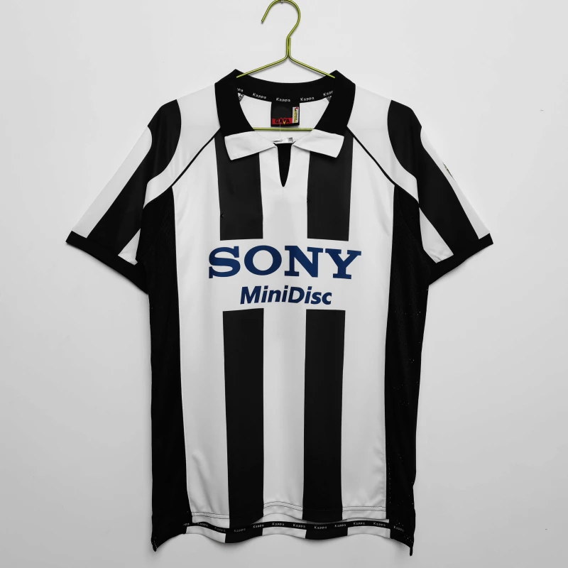 4be9012ee4 9798 season Juventus home retro Fan version - Image 1