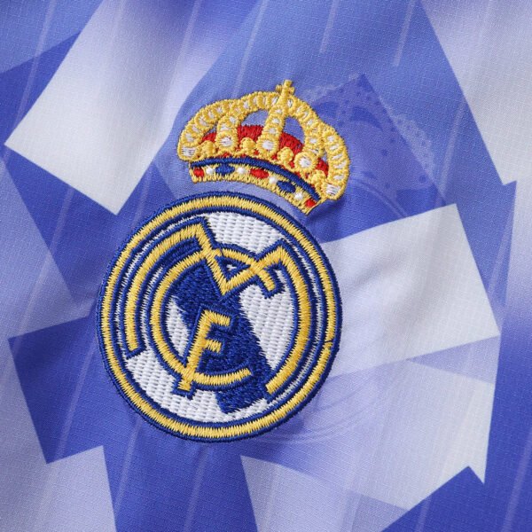 9697 Real Madrid CF Hooded windbreak - Image 3