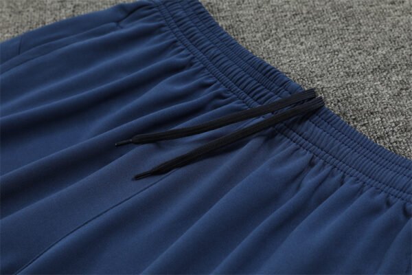 ⁦2425 Manchester City F.C. wathet Training suit set⁩ - الصورة ⁦2⁩