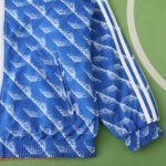 2425 Manchester United F.C. Wear on both sides windbreaker – Bild 4