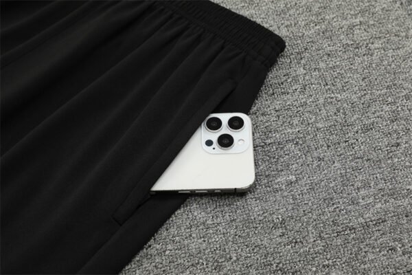 ⁦2425 Manchester City F.C. Pink Training suit set⁩ - الصورة ⁦4⁩