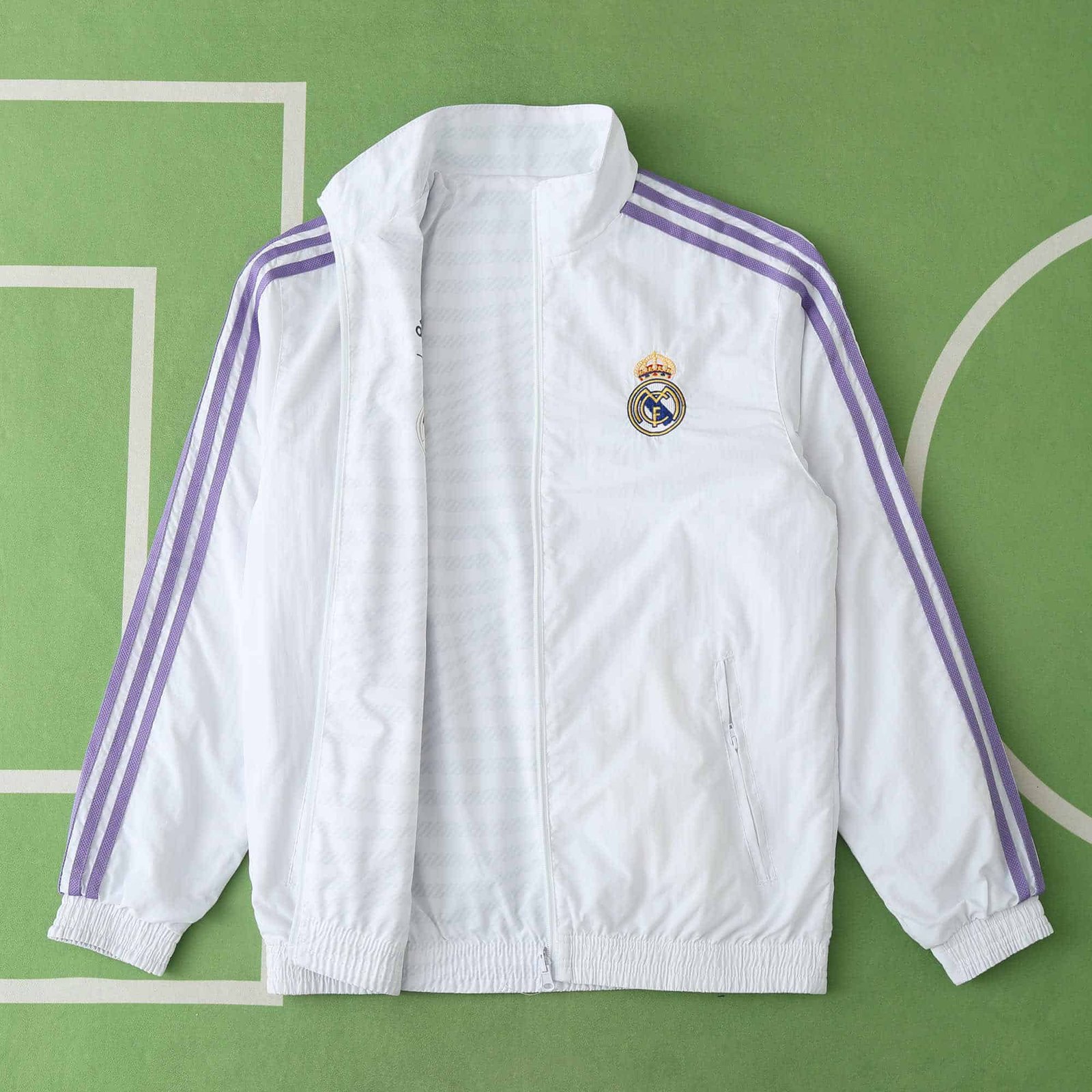 6979c3c8ee 2425 Real Madrid CF Wear on both sides windbreaker - Billede 1