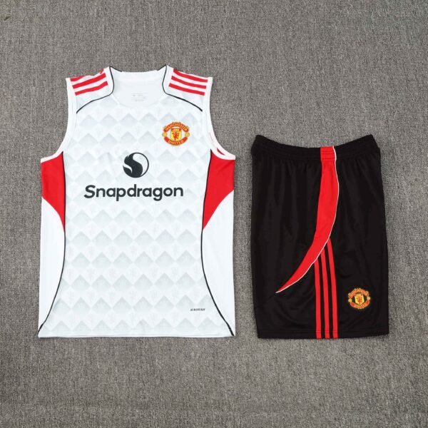 ⁦2526 season Manchester United F.C. Training clothes suit vest Fan version⁩ - الصورة ⁦3⁩